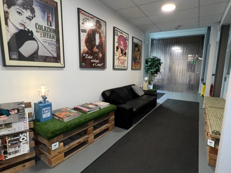 Gallery image for office